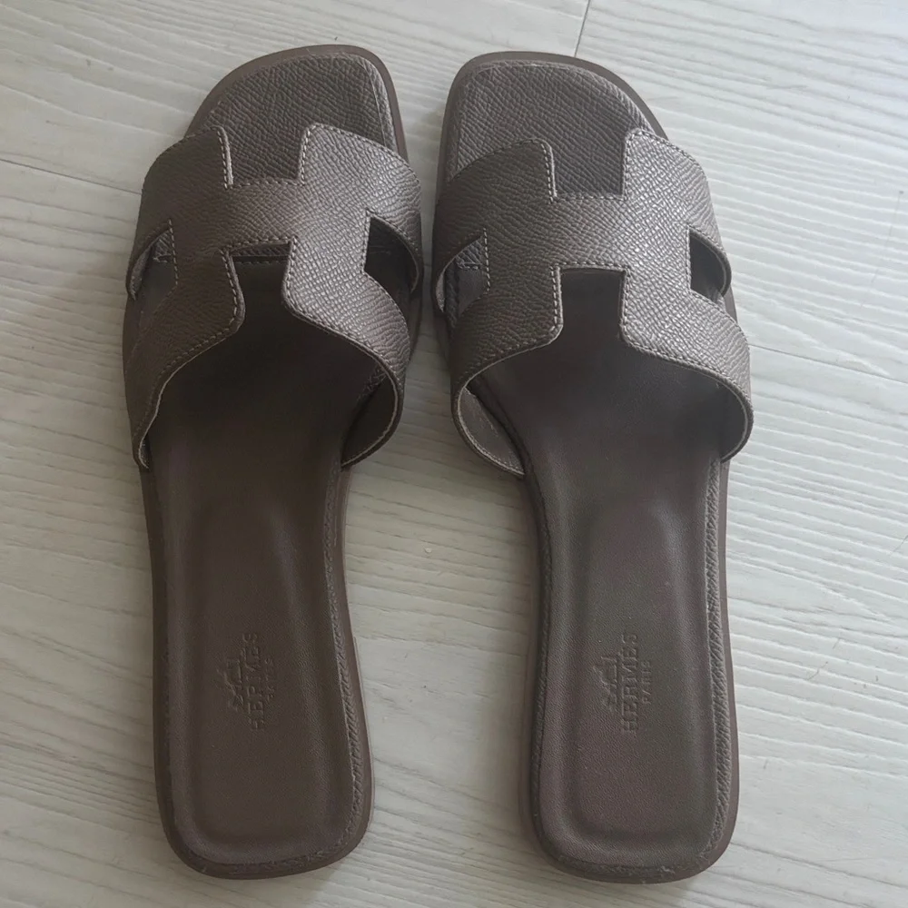 Women's Brown Slide Sandals Hermes - Picture 1 of 4